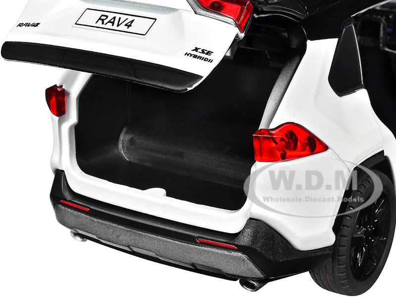 Toyota Rav4 Hybrid XSE White with Black Top and Sunroof 1/24