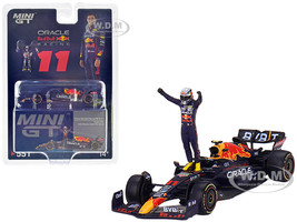 Red Bull Racing RB18 #11 Sergio Perez Oracle Winner Monaco GP 2022 with Driver Figure Limited Edition 1/64 Diecast Model Car True Scale Miniatures MGT00551