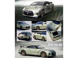 Nissan GT R R35 RHD Right Hand Drive Millennium Jade Green Metallic 1/64 Diecast Model Car Inno Models IN64-R35-MJADE