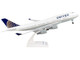 Boeing 747 400 Commercial Aircraft with Landing Gear United Airlines N127UA White with Blue Tail Snap Fit 1/200 Plastic Model Skymarks SKR614