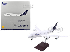 Boeing 747 400 Commercial Aircraft with Flaps Down Lufthansa D ABVY White with Dark Blue Tail Gemini 200 Series 1/200 Diecast Model Airplane GeminiJets G2DLH1241F