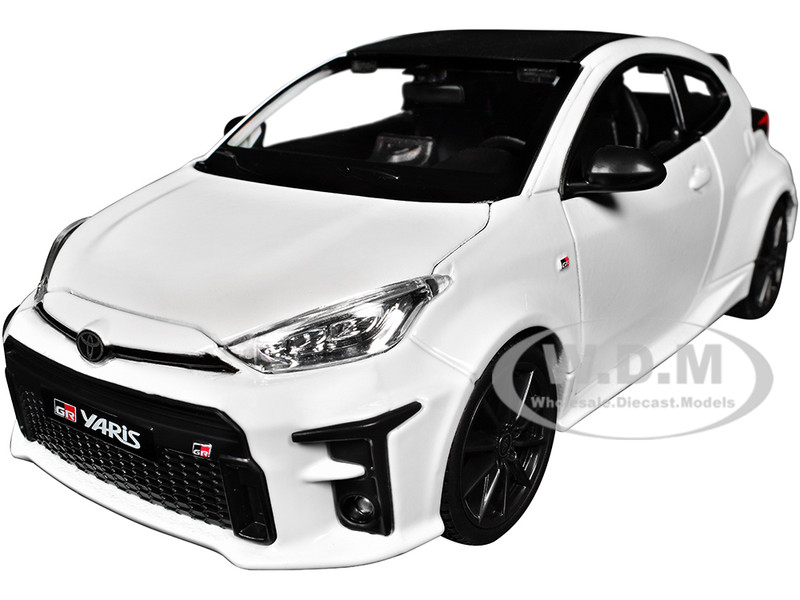 2021 Toyota GR Yaris White with Carbon Top Special Edition Series 1/24 Diecast Model Car Maisto 32909WH