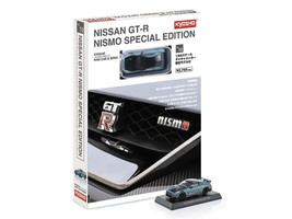 Nissan GT R Nismo Special Edition RHD Right Hand Drive Gray with Black Hood Top with Mini Book No 10 1/64 Diecast Model Car Kyosho K07067NGY