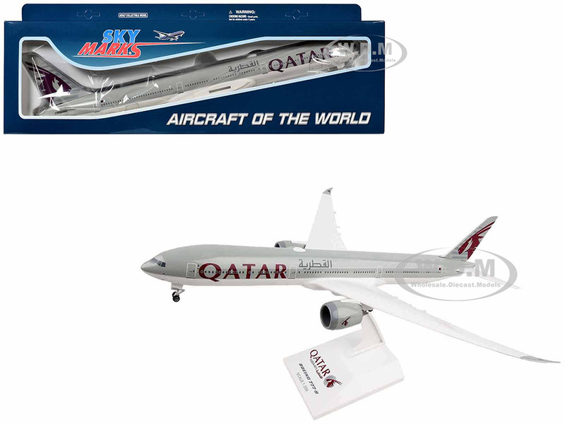 Boeing 777 9 Commercial Aircraft with Landing Gear Qatar Airways Gray with Tail Graphics Snap Fit 1/200 Plastic Model Skymarks SKR1014
