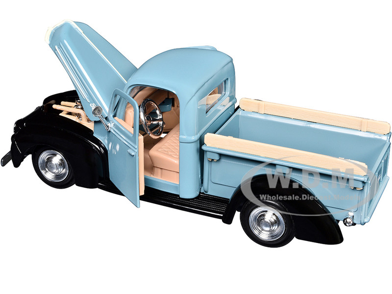 1942-47 FORD 