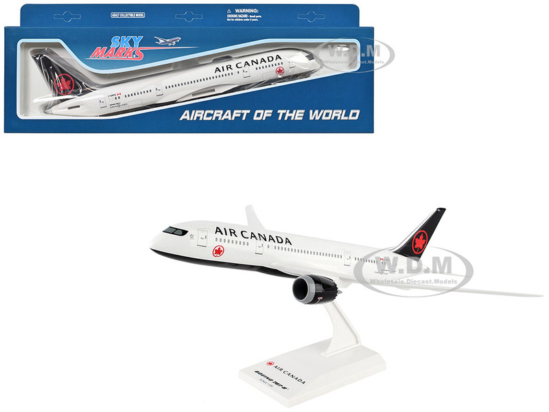 Boeing 787 8 Dreamliner Commercial Aircraft Air Canada C GHPQ White with Black Tail Snap Fit 1/200 Plastic Model Skymarks SKR970