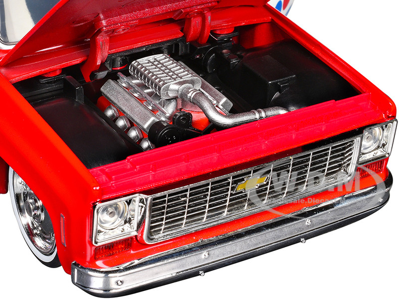 1973 Chevrolet Cheyenne 10 Pickup Truck Red and Blue with