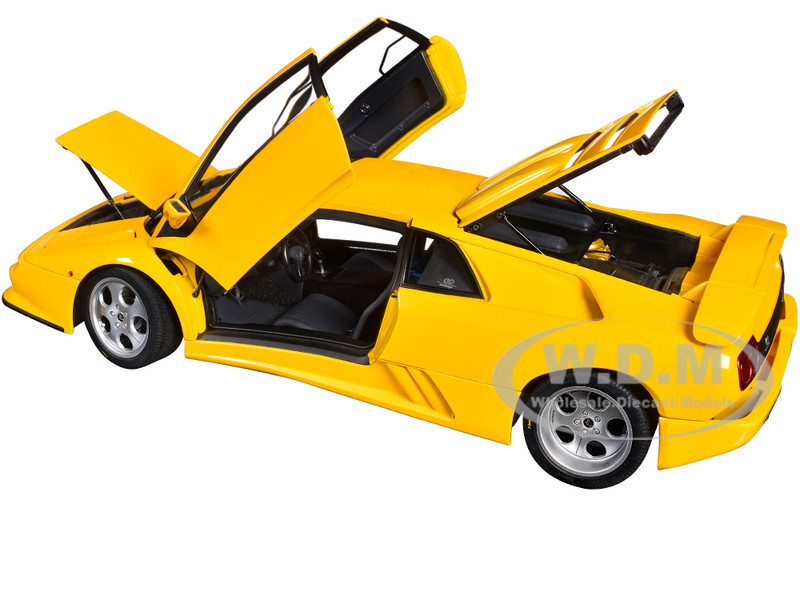 オートアートLamborghiniDiabloミニカー AUTOart 1:18 scale Lamborghini Diablo VT Roadster(Black) SUPERB