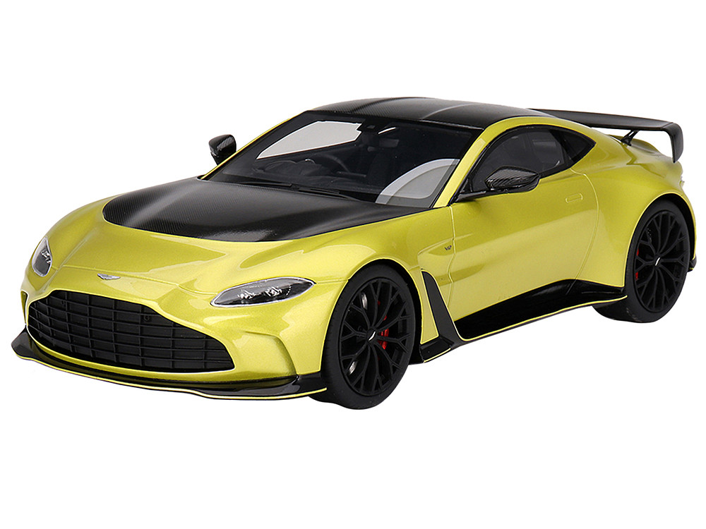 2022 Aston Martin V12 Vantage RHD (Right Hand Drive) Cosmopolitan