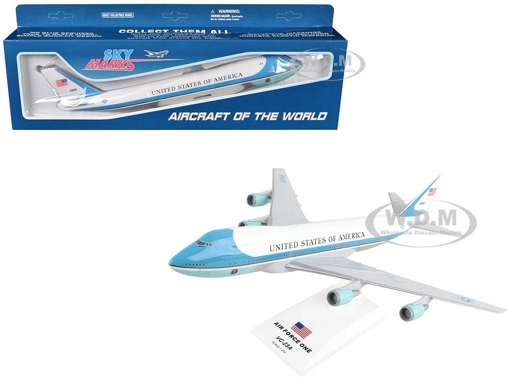 Boeing VC-32A 1/200 モデルプレーン 64548a8c97139a4d.jpg
