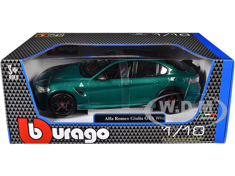 Alfa Romeo Giulia GTA Green Metallic with Carbon Top 1/18 Diecast