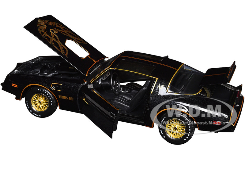 1978 PONTIAC FIREBIRD TRANS AM BLACK 1/18 DIECAST MODEL CAR BY