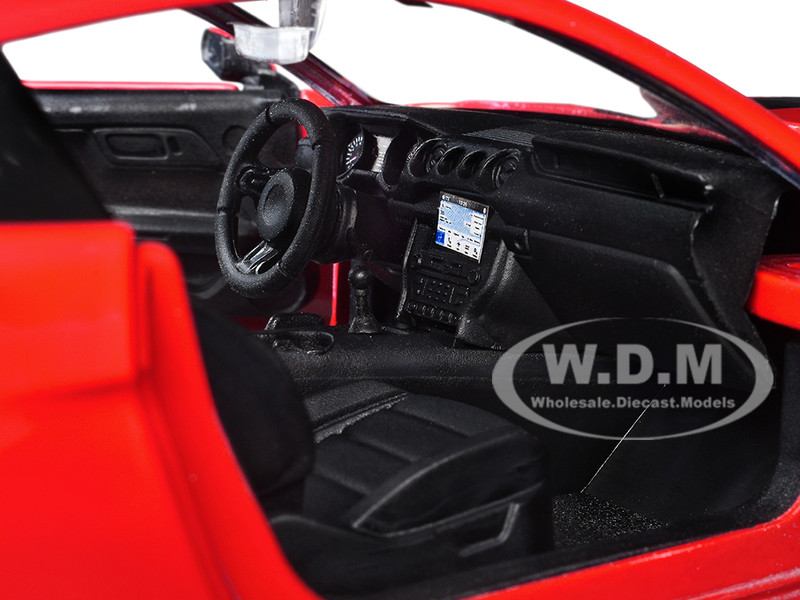 1979 Chevy Corvette C3 Diecast Model - 1/24 Scale White With Black Top & Red Interior By Motormax