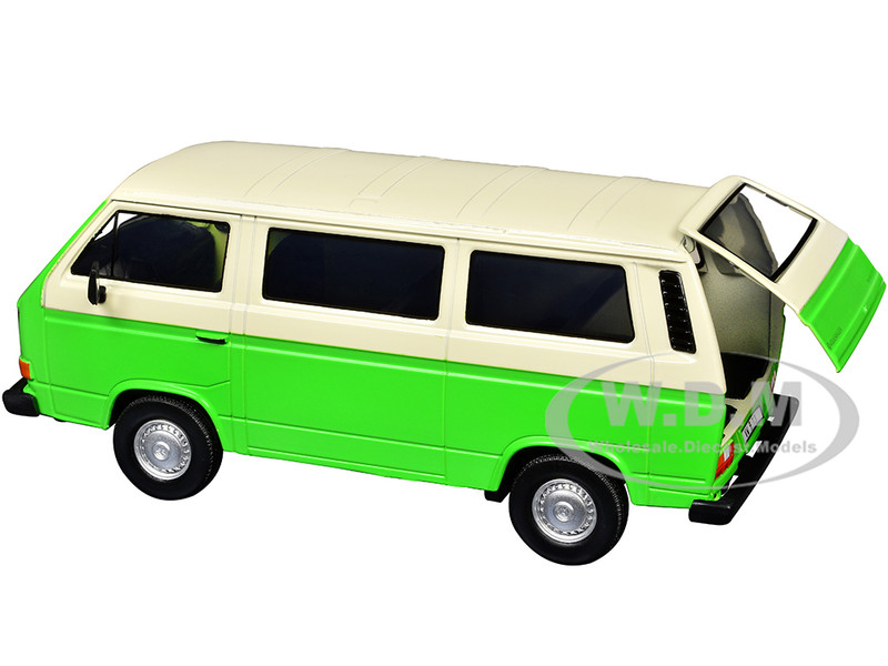VOLKSWAGEN TYPE 2 (T3) VAN GREEN & BEIGE 1/24 DIECAST MODEL