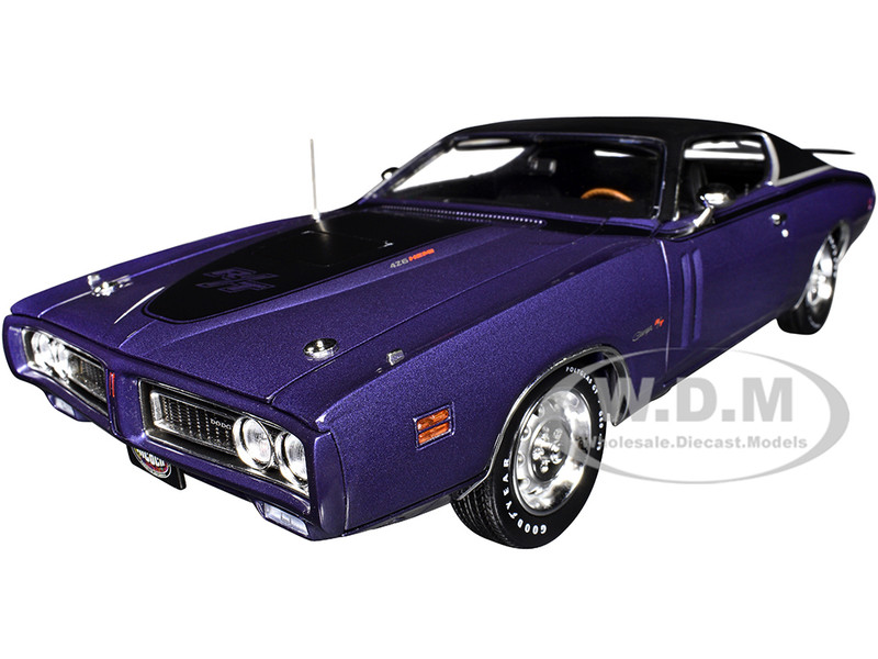 1971 Dodge Charger R T Plum Crazy Purple Metallic with Black Vinyl Top Muscle Car & Corvette Nationals MCACN American Muscle Series 1/18 Diecast Model Car Auto World AMM1330