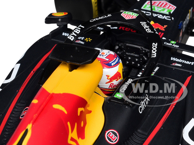 Red Bull Racing RB18 #11 Sergio Perez 