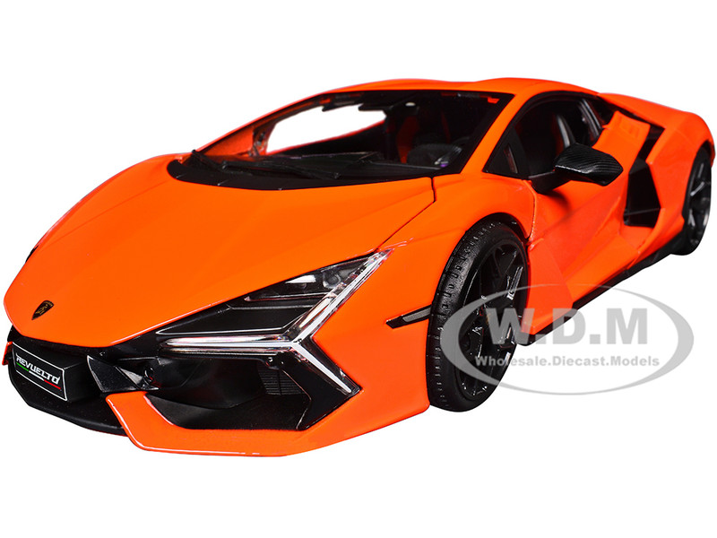 LAMBORGHINI REVUELTO ORANGE 1/18 DIECAST MODEL CAR BY MAISTO 31463