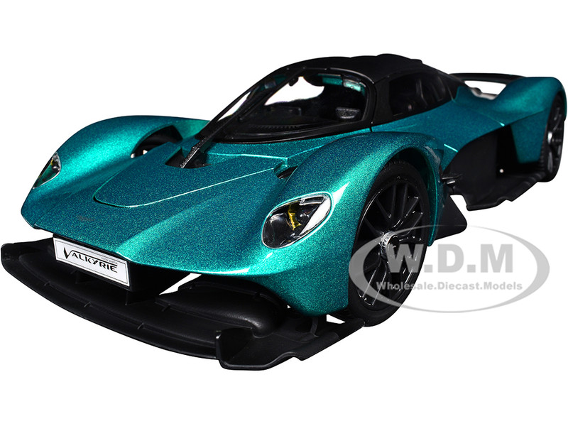1/18 アストンマーティン ヴァルキリー N 001 2023 グリーンメタ ASTON MARTIN VALKYRIE GREEN 1/18 DIECAST MODEL CAR BY MAISTO 31465
