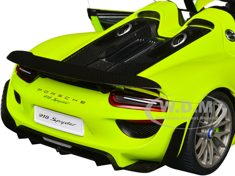 Porsche 918 Spyder 1/18ミニカーライムグリーン Porsche 918 Spyder 1/18ミニカーライムグリーン - メルカリ