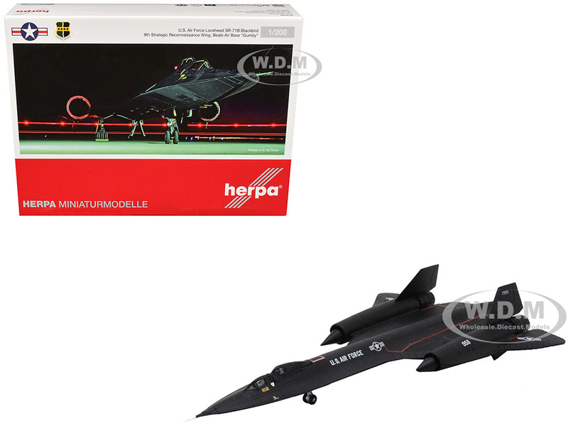 Lockheed SR 71B Blackbird Stealth Aircraft 9th Strategic Reconnaissance Wing Beale Air Base Gumby United States Air Force 1/200 Diecast Model Airplane Herpa HE573290