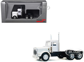 Kenworth W900 Sleeper Cab White 1/87 (HO) Plastic Model Car by