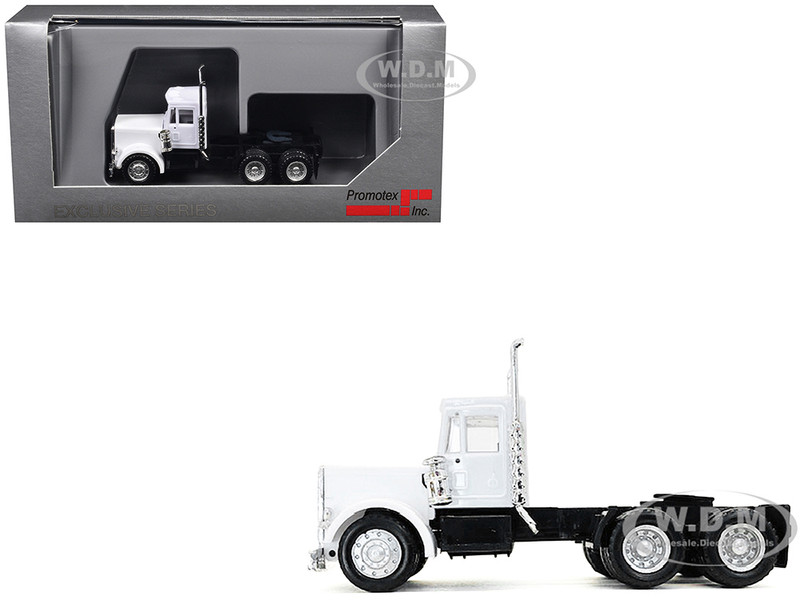 Peterbilt Short Day Cab White 1/87 (HO) Plastic Model Car Promotex 015232W