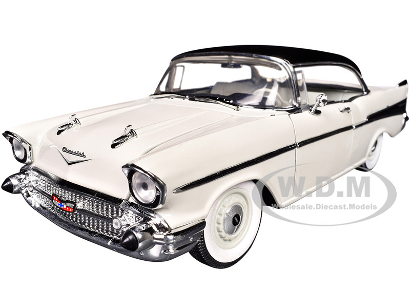 1957 Chevrolet 210 Hardtop White with a Black Top and White and Black Interior Limited Edition to 6650 pieces Worldwide 1/24 Diecast Model Car M2 Machines 40300-132B