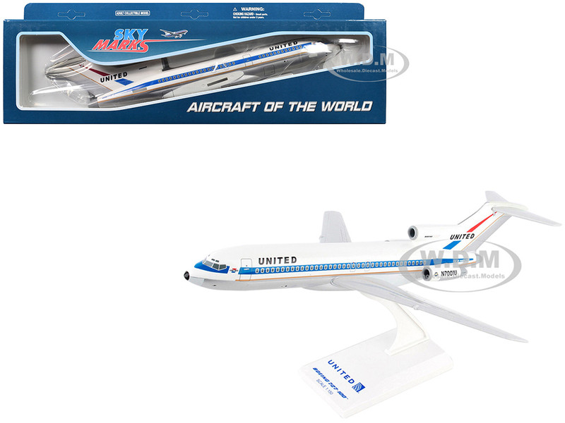 Boeing 727-100 Commercial Aircraft United Airlines Museum of Flight N7001U White Blue Stripes Snap-Fit 1/150 plastic model Skymarks SKR896
