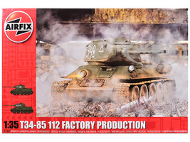 Level 3 Model Kit Cromwell Mk.IV / Mk.VI Cruiser Tank with 2