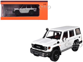 Toyota Land Cruiser J76 White Metallic 1/64 Diecast Model Car GCD KS-081-472
