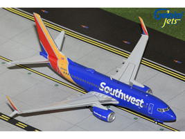 Boeing 737 700 Commercial Aircraft Southwest Airlines N943WN Blue with Striped Tail Gemini 200 Series 1/200 Diecast Model Airplane GeminiJets G2SWA1350