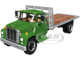 1970s International Loadstar Flatbed Truck Shanter Green 1/64 Diecast Model DCP/First Gear 60-2039