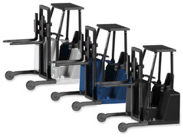 Forklifts with Trailer Bumper 3 Piece Set 1/87 (HO) Plastic Models Promotex 053860SET