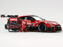Nissan GT R NISMO #23 Tsugio Matsuda Ronnie Quintarelli MOTUL AUTECH Winner Suzuka Super GT Series 2021 with Matsuda Figure Limited Edition 1/64 Diecast Model Car Mini GT MGT00875