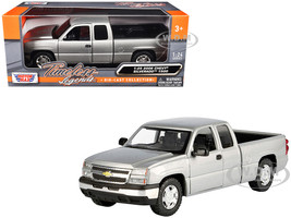 2006 Chevrolet Silverado 1500 Pickup Truck Gray Metallic Timeless Legends Series 1/25 Diecast Model Car Motormax 79393-GRY