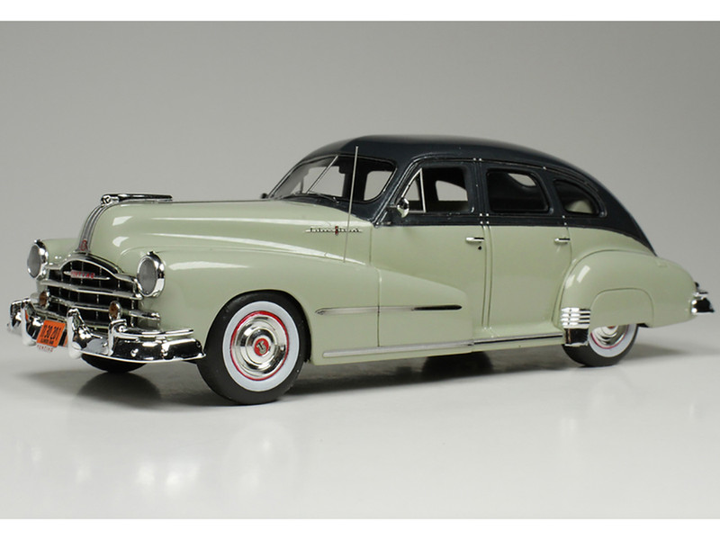 1948 Pontiac 4 Door Sedan Oyster Gray 2 Tone Limited Edition to 200 pieces Worldwide 1/43 Model Car Goldvarg Collection GC-083B