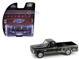1972 Chevrolet Cheyenne C10 Short Bed Pickup Truck Black Hobby Exclusive Series 1/64 Diecast Model Car Greenlight GL30546