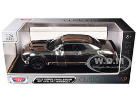 2018 Dodge Challenger SRT Hellcat Widebody Chrome Custom Wrap Series 1/24 Diecast Model Car Motormax 79095