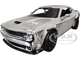 2018 Dodge Challenger SRT Hellcat Widebody Chrome Custom Wrap Series 1/24 Diecast Model Car Motormax 79095
