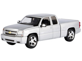 2006 Chevrolet Silverado SS Pickup Truck Silver Metallic Timeless Legends Series 1/25 Diecast Model Car Motormax 79394S