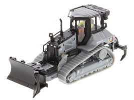 CAT Caterpillar D5 Track Type Dozer Centennial Gray with Operator High Line Series 1/87 HO Diecast Model Diecast Masters 85953BGC
