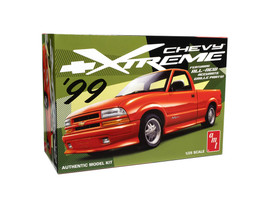 Skill 2 Model Kit 1999 Chevrolet S 10 Xtreme Pickup Truck 1/25 Scale Model AMT AMT1514