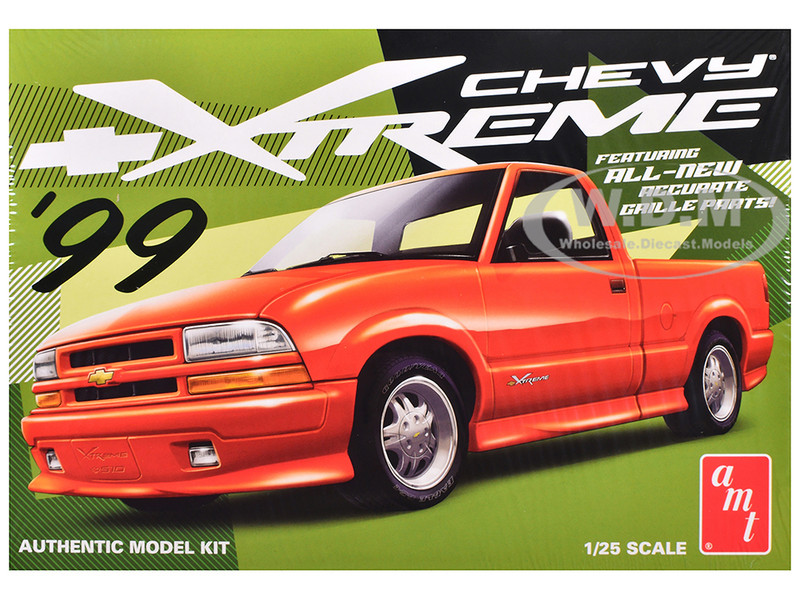 Skill 2 Model Kit 1999 Chevrolet S 10 Xtreme Pickup Truck 1/25 Scale Model AMT AMT1514