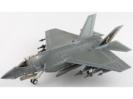 Lockheed F 35C Lightning II Aircraft VMFA 251 2024 United States Marine Corps Air Power Series 1/72 Diecast Model Hobby Master HA6211