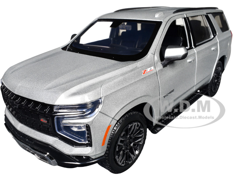 2025 Chevrolet Tahoe Z71 Gray Metallic Timeless Legends Series 1/24 Diecast Model Car Motormax 79392GRY