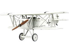 Fokker D VII Aircraft Hermann Goring Jagdgeschwader 1 1918 German Luftwaffe 1/72 Model Airplane Wings of the Great War WW11403