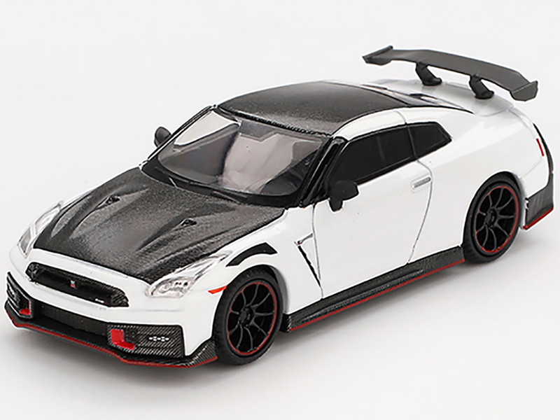 2024 Nissan GT R Nismo R35 Brilliant White Pearl with Carbon Hood and Top Limited Edition 1/64 Diecast Model Car Mini GT MGT01045