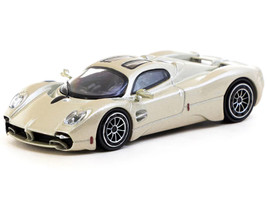 Pagani Utopia Rinascimento Silver Metallic Global64 Series 1/64 Diecast Model Tarmac Works T64G-TL055-BI