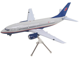 Boeing 737 500 Commercial Aircraft United Airlines Classic 737 Series N936UA Gray with Blue Tail Gemini 200 Series 1/200 Diecast Model Airplane GeminiJets G2UAL312