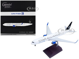 Boeing 767 300ER Commercial Aircraft United Airlines Star Alliance N653UA White with Black Tail Gemini 200 Series 1/200 Diecast Model Airplane GeminiJets G2UAL1379